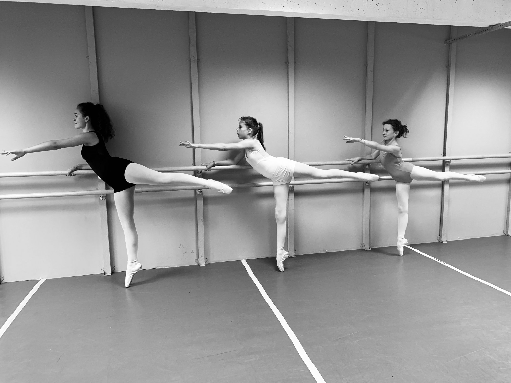 Cours de danse classique pointes ados 14-17 ans Bordeaux