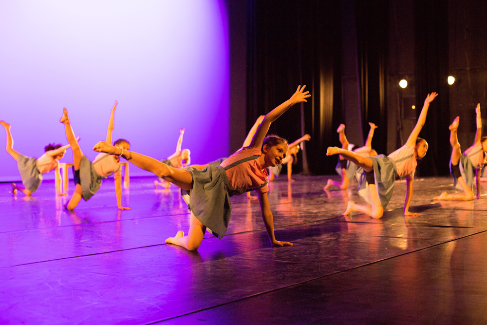 Cours de danse modern-jazz 8  10 ans Bordeaux